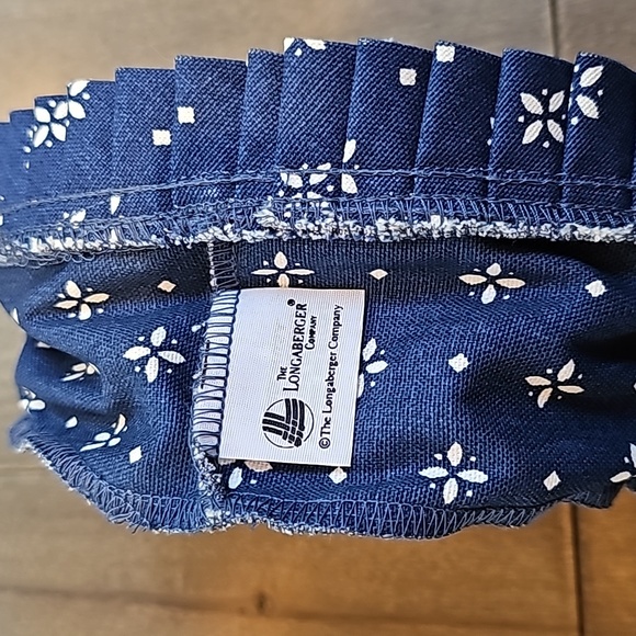 Longaberger Small Button Basket with Fabric Liner, Vintage 1996 - Picture 7 of 7